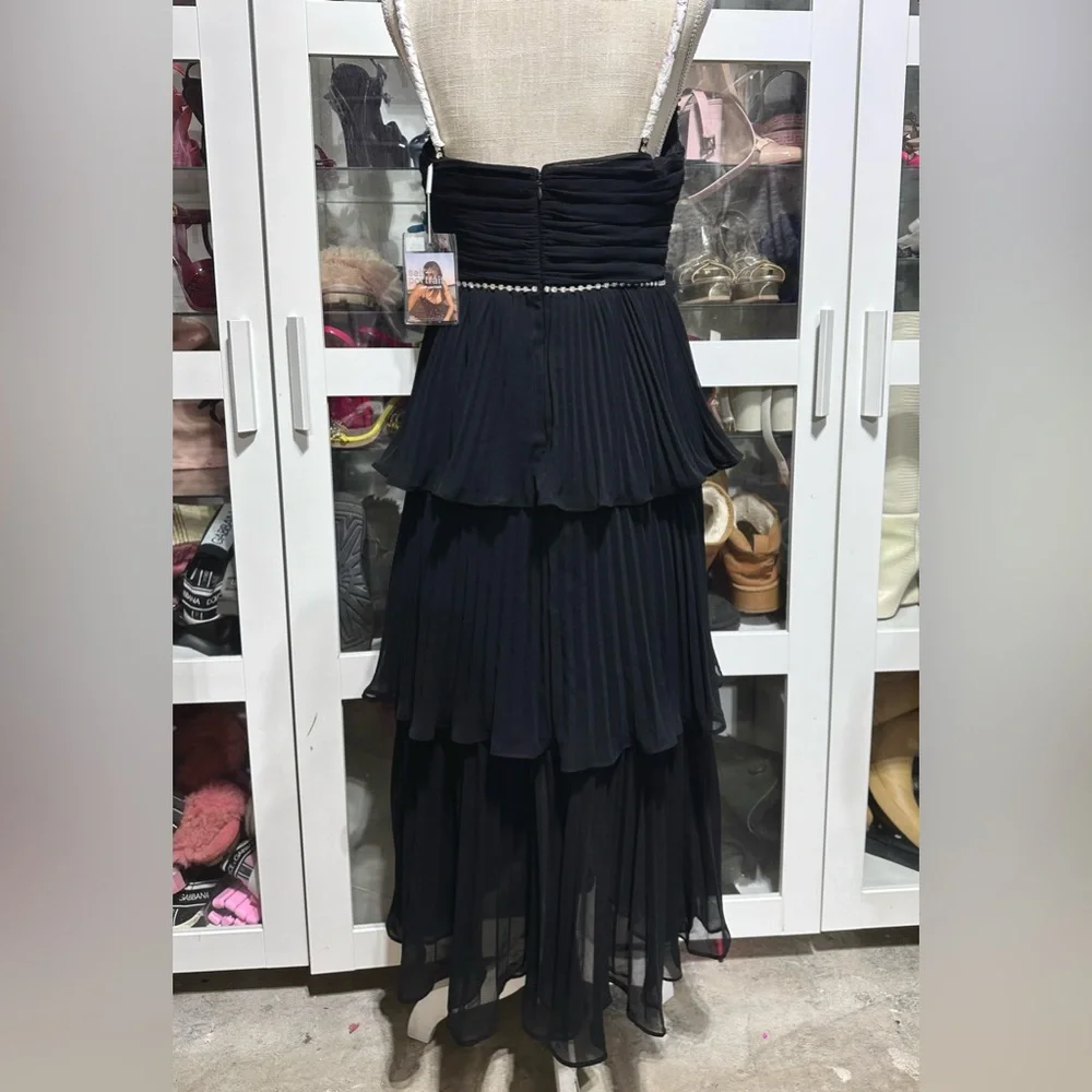 Self portrait Dress . NWT. Size 8us - Picture 3 of 11